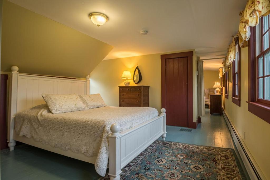 Inn At Valley Farms Walpole الغرفة الصورة