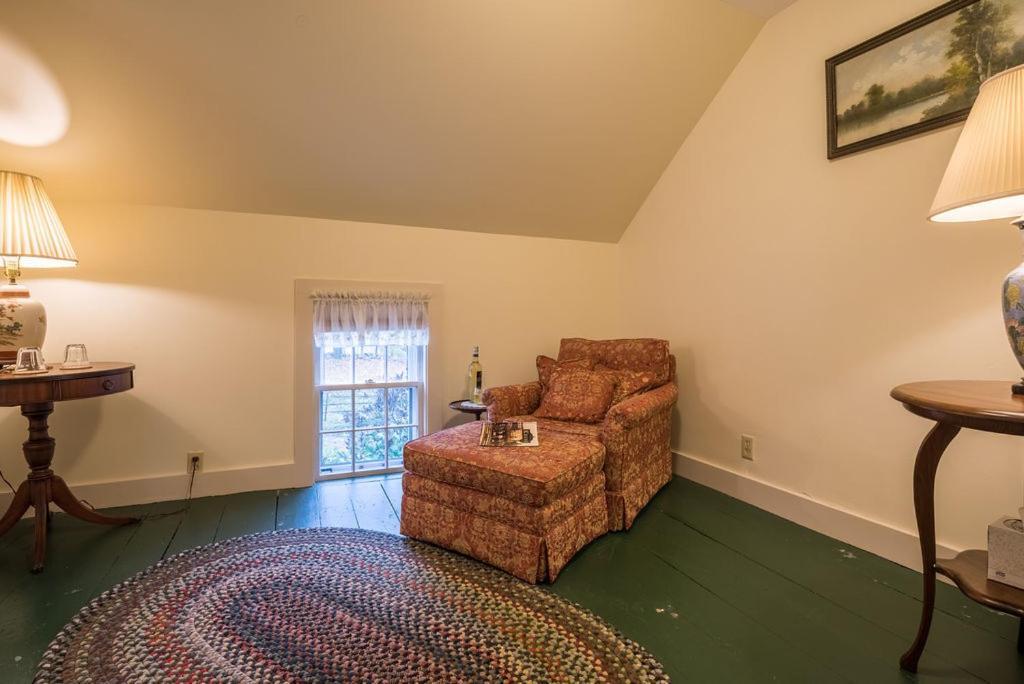 Inn At Valley Farms Walpole الغرفة الصورة